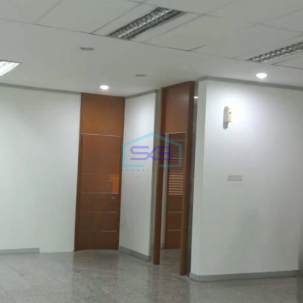 Disewakan Ruang Usaha di Kebayoran Baru Jakarta Selatan Luas Tanah 630 m²-2