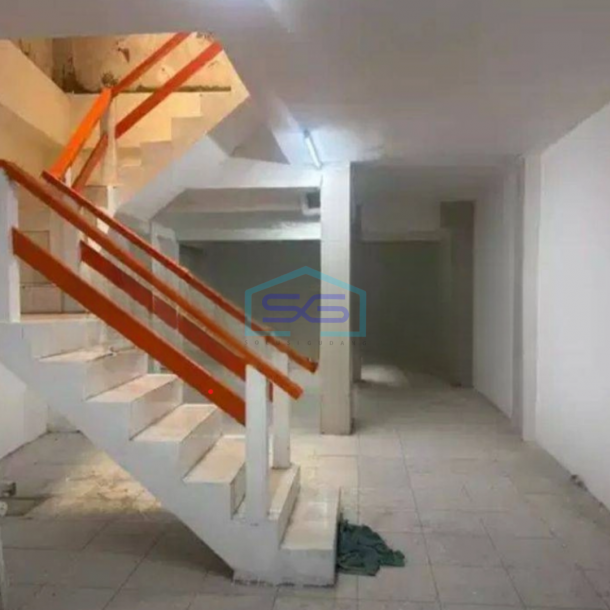 Dijual Ruko di Kemayoran Jakarta Pusat Luas Tanah 263 m²-1