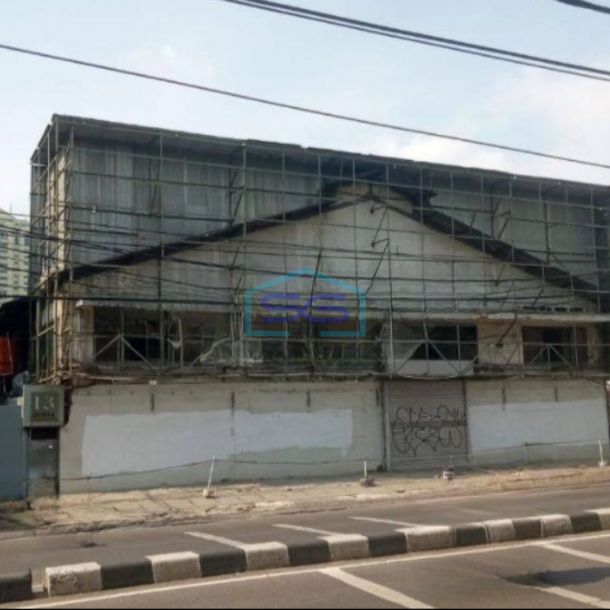 Disewakan Gudang Lokasi Bagus di Gunung Sahari Jakarta Pusat Luas Bangunan  2500 m²-1