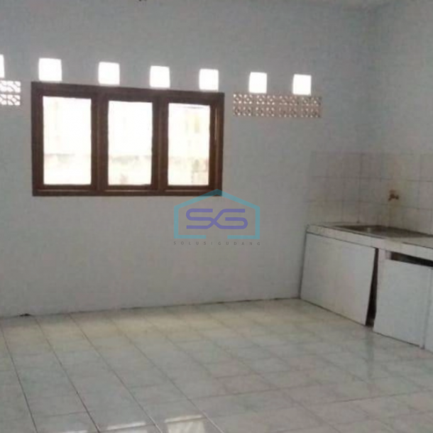 Disewakan Gudang 2 Lantai di Sunter Jakarta Utara-1