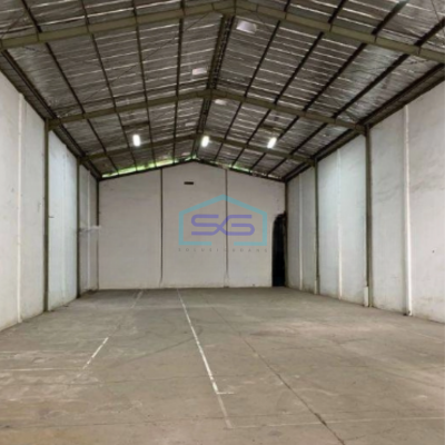 Disewakan Gudang Akses kontainer 40 feet di Gading Serpong Tangerang