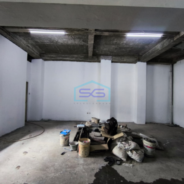 Disewakan Gudang Bizpark Pulogadung Jakarta Timur Luas Bangunan 612  m²-1