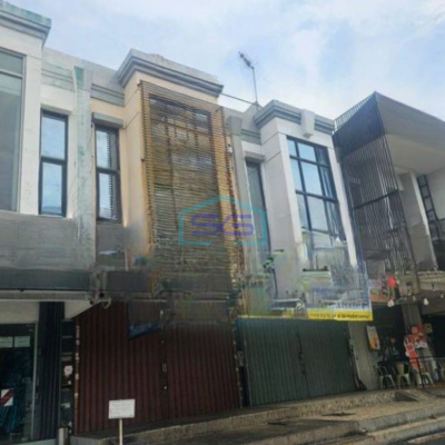 Disewakan Ruko di Kelapa Gading Jakarta Utara Luas Bangunan 120 m²-2