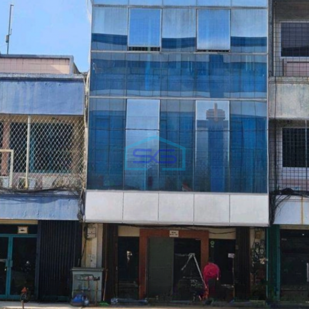 Disewakan Ruko di Kelapa Gading Jakarta Utara Luas Bangunan  206 m²-2