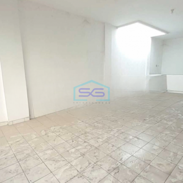 Disewakan Ruko Lokasi bebas Banjir di Sudirman Bandung Luas Bangunan 800 m²-3