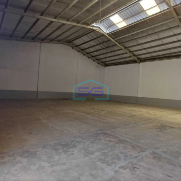 Disewakan Gudang Baru Luas Bangunan  500 m² Lokasi Strategis di Caringin Bandung-2