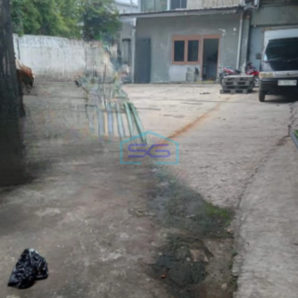 Disewakan Gudang Lokasi Bebas Banjir di Cimahi Selatan Luas tanah  1900 m²-1