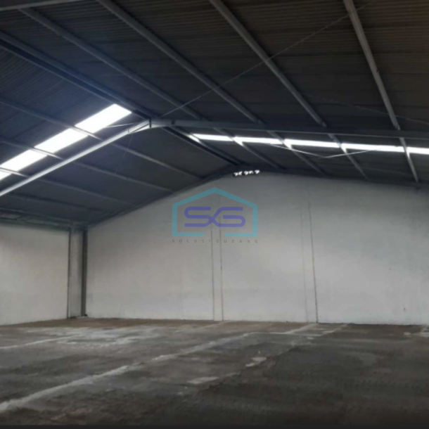 Disewakan Gudang Ada Kantor Luas Tanah 1050 m² Lokasi Bebas Banjir di Kiaracondong Bandung-1