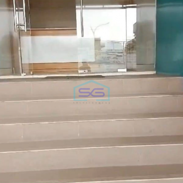 Disewakan Gudang Dan Kantor Bagus Strategis Siap Pakai di Cimahi LT 2300m2-1