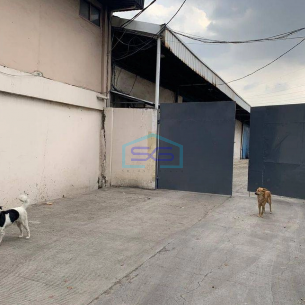 Disewakan Gudang Luas Masuk Kontainer di Dekat Tol Mohammad Toha Bandung Luas 1300m2-1