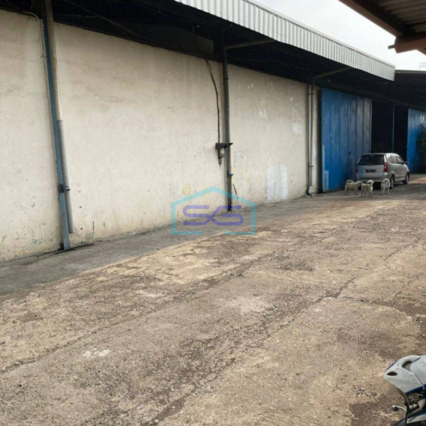 Disewakan Gudang Luas Masuk Kontainer di Dekat Tol Mohammad Toha Bandung Luas 1300m2-2