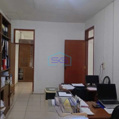 Dijual Ruko Lokasi Strategis Luas Bangunan 450 m² di Cihampelas Bandung