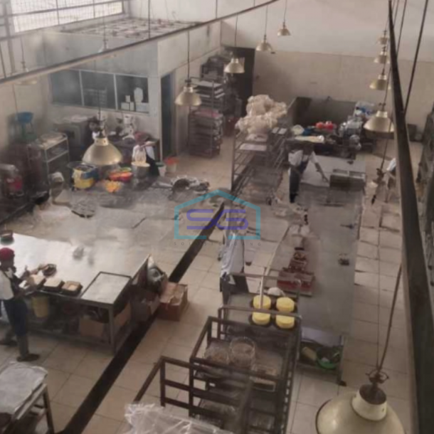 Dijual Gudang Ex Pabrik Makanan di Soekarno Hatta Bandung Luas Bangunan  600 m²-1