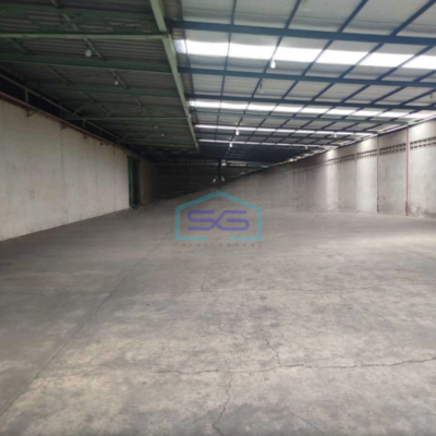 Disewakan Gudang Lokasi Bebas Banjir Luas Bangunan  12000 m² di Cicalengka Bandung