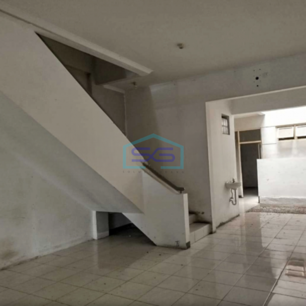 Disewakan Ruko Luas Bangunan 120 m² Lokasi Kota Baru Parahyangan Bandung-2