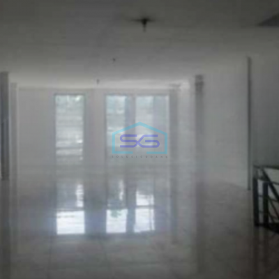 Disewakan Ruko 3 Lantai Luas Tanah 140 m² Lokasi Strategis di Sukajadi Bandung-2