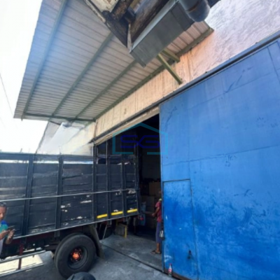 DIjual Gudang Di Simomulyo Siap Pakai Truck Ban Dobel Dkt Margomulyo Luas Bangunan  957 m²