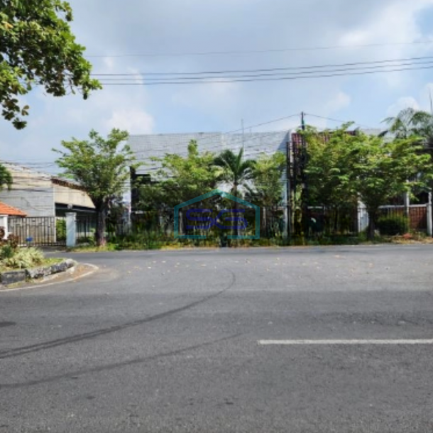 Dijual Gudang Kantor Raya Kendang Sari Surabaya Selatan Siap Pakai Usaha Luas Bangunan 1000 m²-1