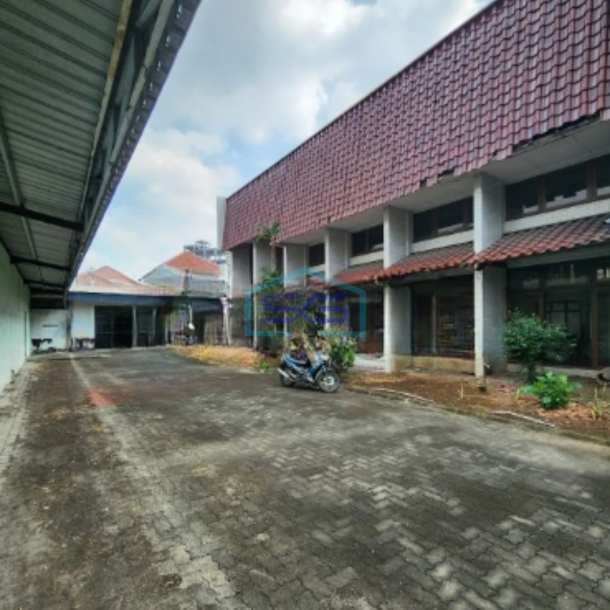 Dijual Gudang Kantor Raya Kendang Sari Surabaya Selatan Siap Pakai Usaha Luas Bangunan 1000 m²-4