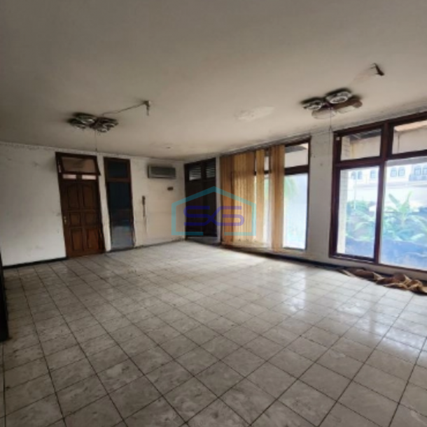 Dijual Gudang Kantor Raya Kendang Sari Surabaya Selatan Siap Pakai Usaha Luas Bangunan 1000 m²-2