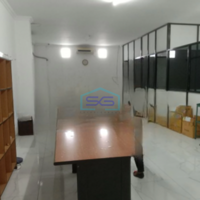 Disewakan Gudang Lokasi Strategis di Depok Sleman Yogyakarta Luas Tanah  1000 m²