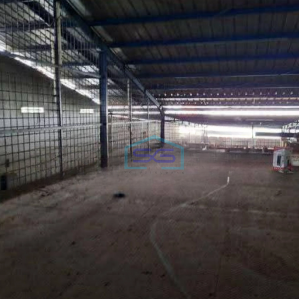 Dijual Pabrik Ada Kantor Luas Tanah 3175 m² lokasi Pondok Gede Bekasi Akses Container 40 Feet-2