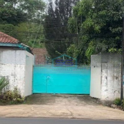 Dijual Gudang Ada Kantor Luas Bangunan  700 m² Lokasi Bebas Banjir di Jatinagor Sumedang-2
