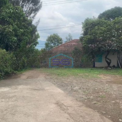 Dijual Gudang Ada Kantor Luas Bangunan  700 m² Lokasi Bebas Banjir di Jatinagor Sumedang