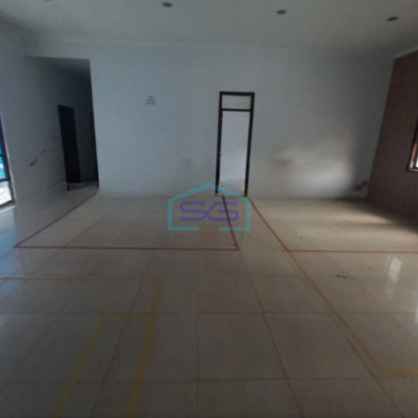 Disewakan Gudang Ada Kantor Luas Bangunan 350 m² Lokasi Strategis di Gamping Sleman Yogyakarta-2