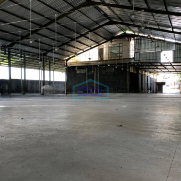 Disewakan Gudang Ada Kantor Luas Bangunan  2600 m² Lokasi Strategis di Gamping Sleman Yogyakarta-2