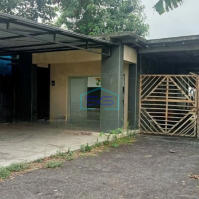 Disewakan Gudang Akses Container Luas Tanah  1100 m² Lokasi Strategis di Bantul Yogyakarta-3