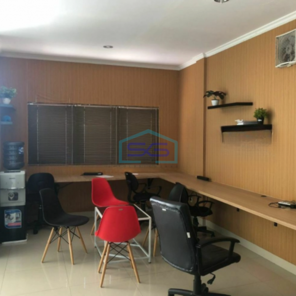 Disewakan Kantor 3 Lantai Luas Bangunan  150 m² Lokasi Banguntapan Bantul Yogyakarta-3