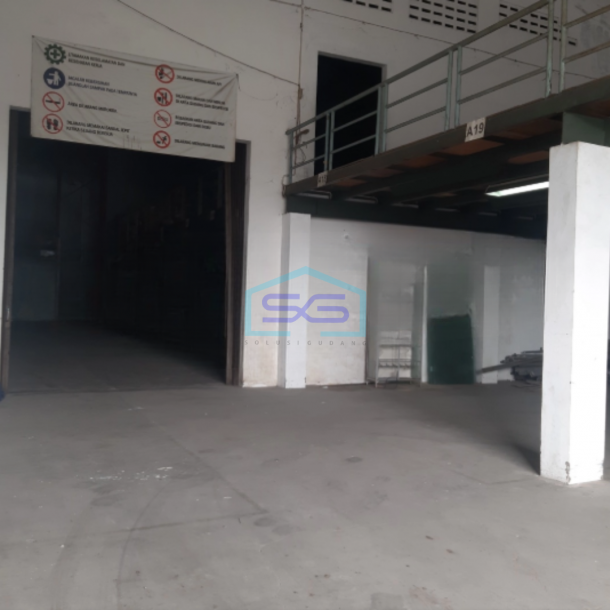 Disewakan Gudang Ada Lift Barang Luas Bangunan 2223 m² Lokasi Depok Sleman Yogyakarta-5