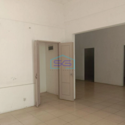 Disewakan Kantor Luas Bangunan  300 m² Lokasi Umbulharjo Yogyakarta-2