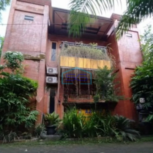 Dijual Kantor di Sleman Yogyakarta Bangunan 2 Lantai LT 242m2-1