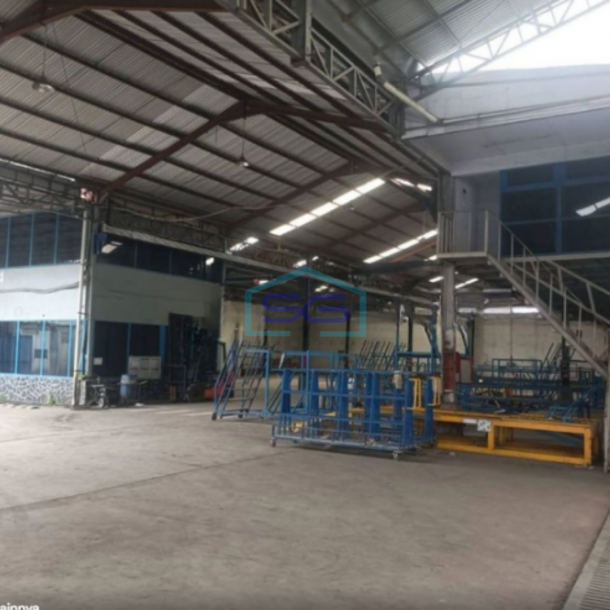 Dijual Ex Pabrik Karoseri + Kantor Siap Beroperasi Cibinong Bogor LT 4800m2-1