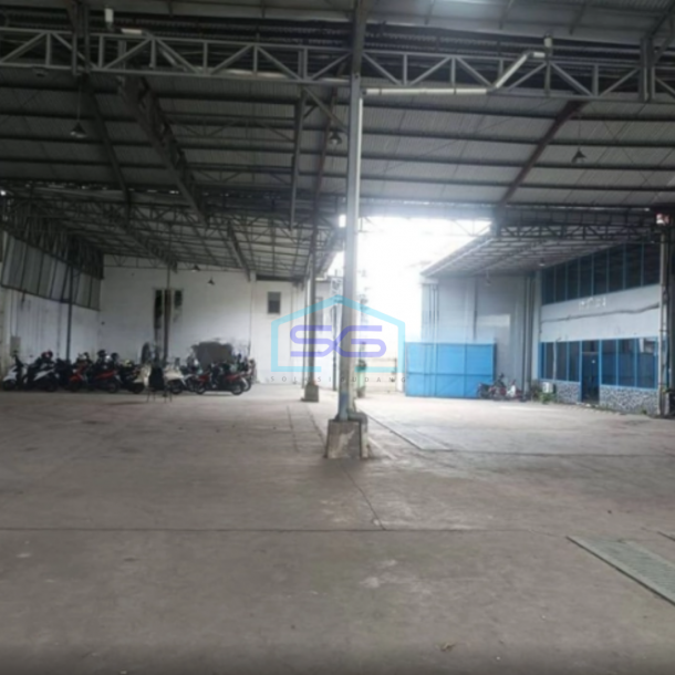 Dijual Ex Pabrik Karoseri + Kantor Siap Beroperasi Cibinong Bogor LT 4800m2-3