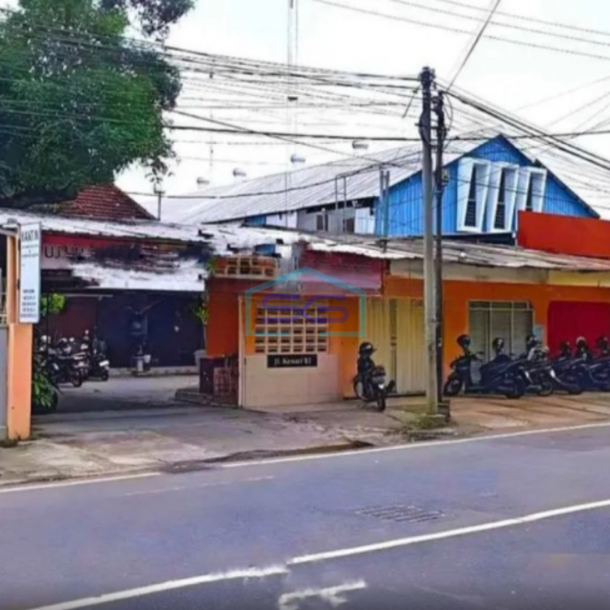 Dijual Tanah Bonus Ruang Usaha di Pinggir Jalan Yogyakarta LT 1045m2-1