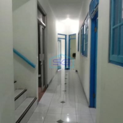Disewakan Kantor Mewah 3 Lantai Di Gedung Kuning Bantul Yogyakarta LB 544m2