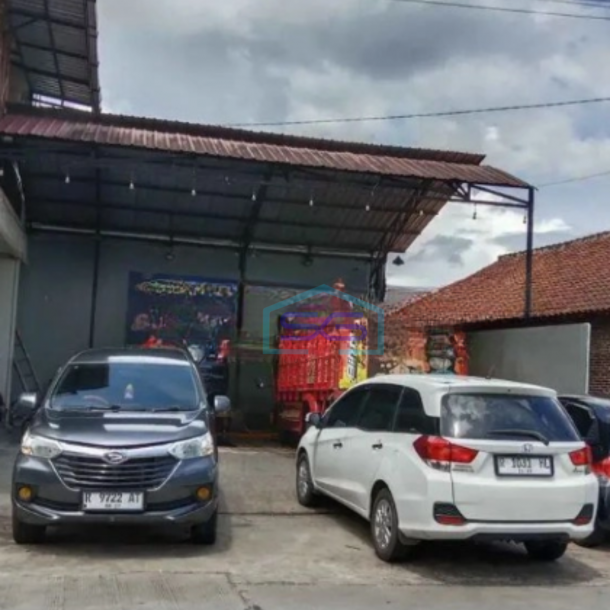 Dijual Ruang Usaha Luas Tanah 363 m² Lokasi Bebas Banjir di Banyumas-1