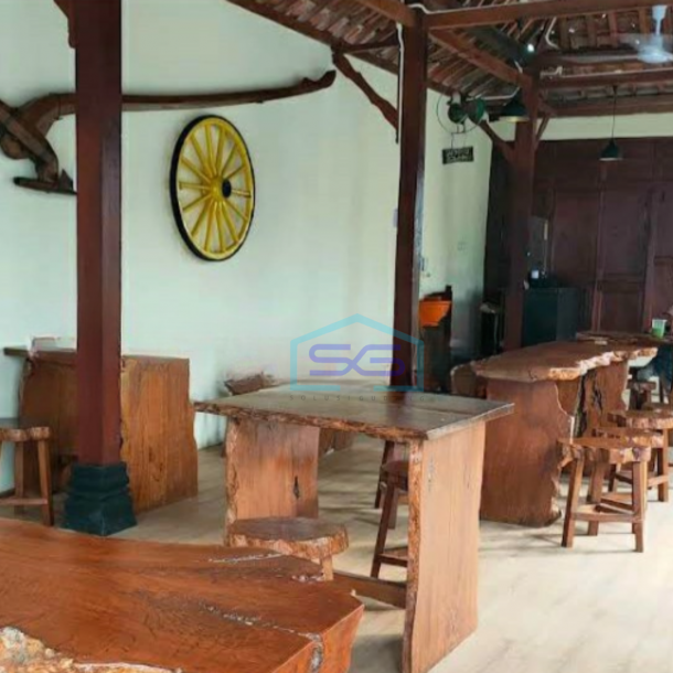 Dijual Ruang Usaha Luas Tanah 703 m² Lokasi Bantul Yogyakarta-2