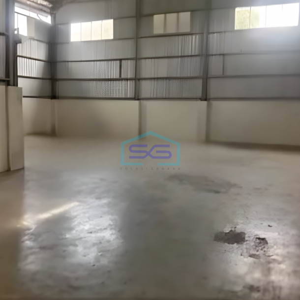 Dijual Pabrik Luas Bangunan 8000 m²  Lokasi Bebas Banjir di Sukabumi Jawa Barat-1