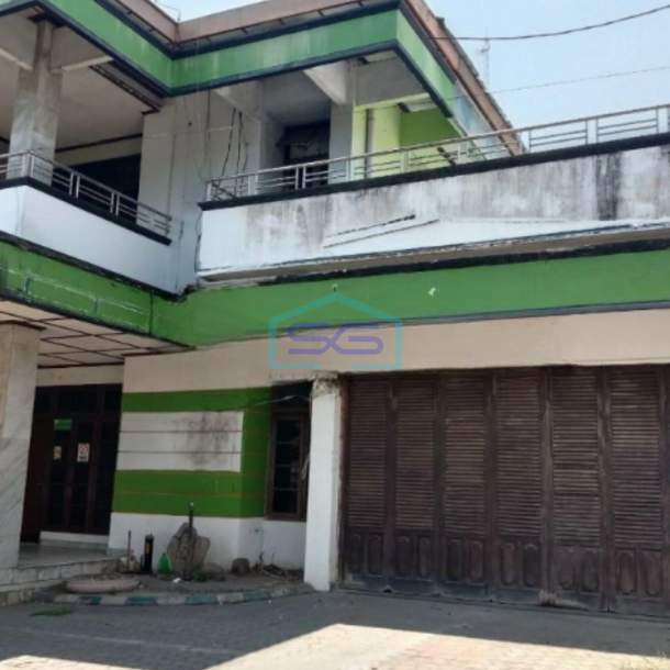 Dijual Ruang Usaha Luas Tanah 996 m² 2 Lantai Lokasi Yogyakarta-1