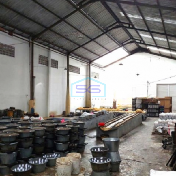 Dijual Gudang Ada Kantor Luas Tanah  2175 m² Lokasi Sleman Yogyakarta-2