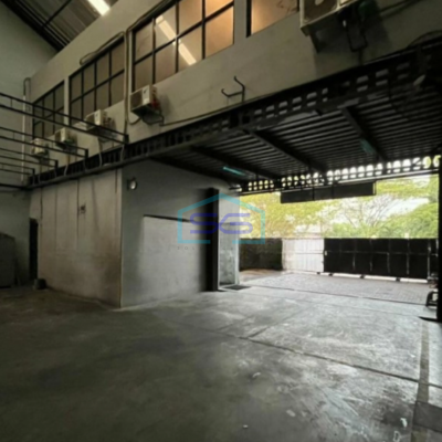 Dijual Ruang Usaha Ada Kantor Luas Tanah 325 m² Lokasi Semarang