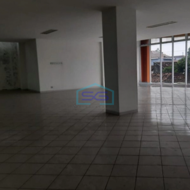 Dijual Ruang Usaha Luas Tanah 446 m²  Lokasi Yogyakarta-3