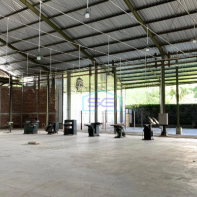 Disewakan Gudang Ada Kantor Luas Bangunan  2600 m² di Sleman Yogyakarta