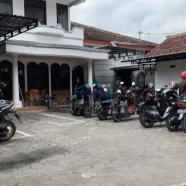 Dijual Ruang Usaha Luas Bangunan 960 m²  Nganjuk Jawa Timur-1