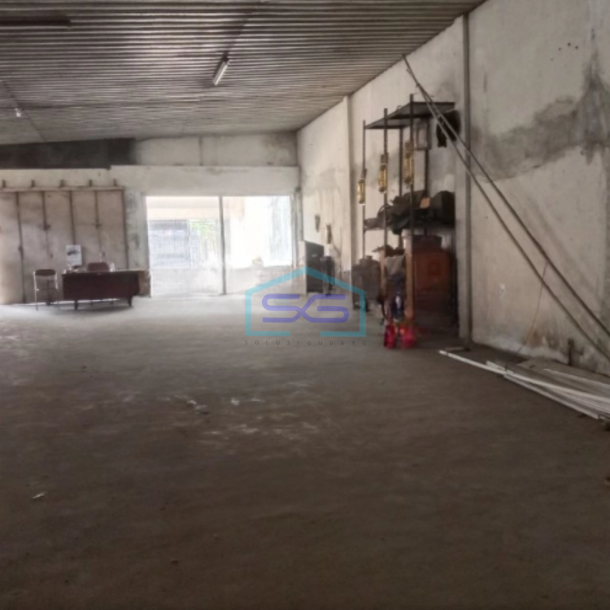 Disewakan Kantor Luas Tanah 700 m² Lokasi Yogyakarta-1