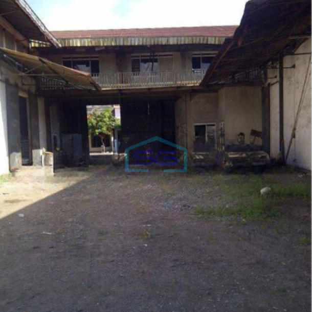 Dijual Gudang Luas Bangunan  3000 m² Akses Container 20 Feet di Perak Surabaya-1